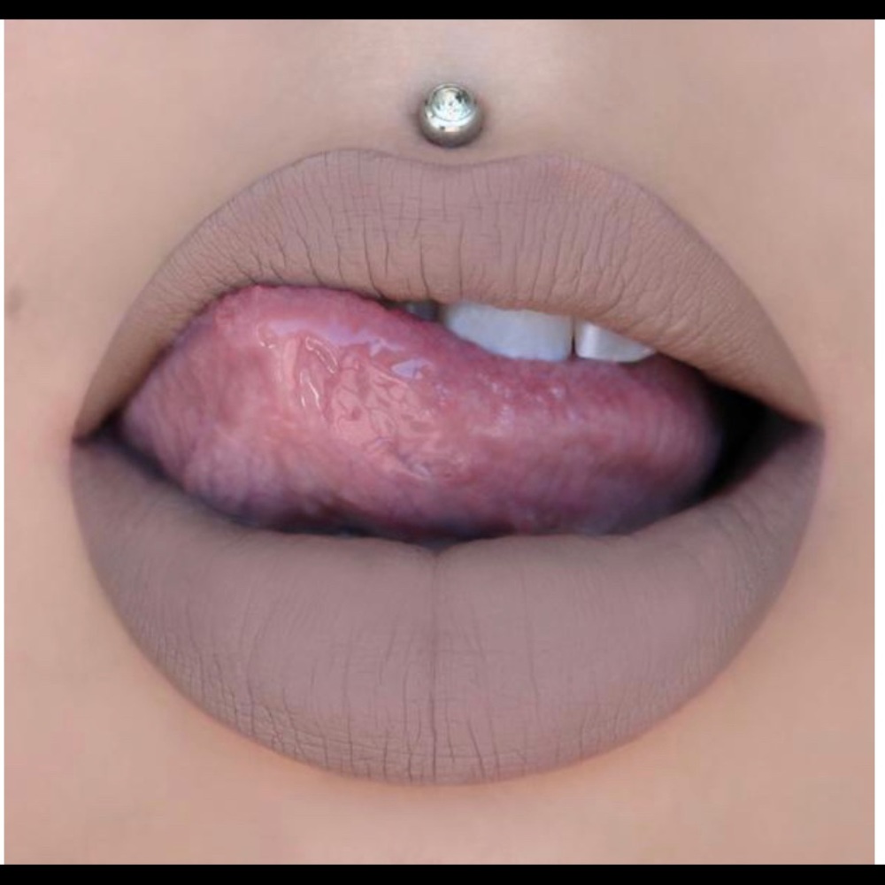 Jeffree Star velour liquid